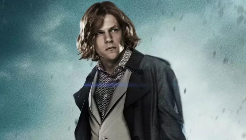 Джесси Айзенберг пожаловался на фильм "Бэтмен против Супермена"