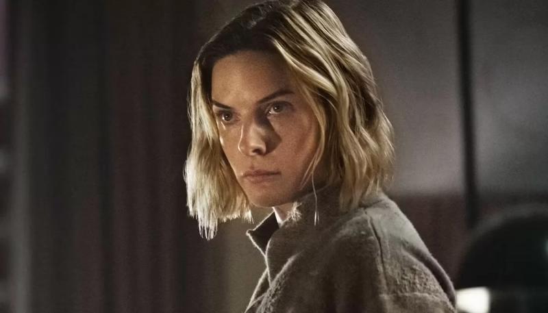 Сериал "Укрытие" с Ребеккой Фергюсон продлен на два сезона