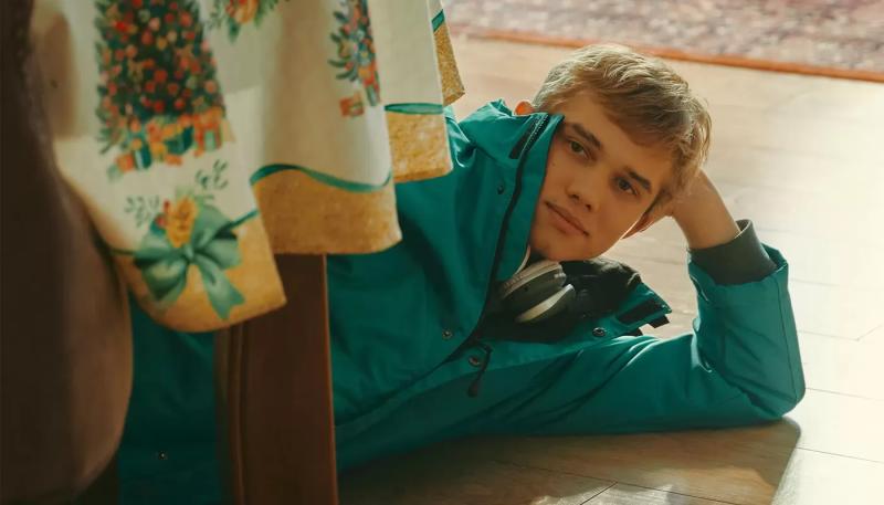 Комедия "Елки 11" стала третьим миллиардером 2025 года