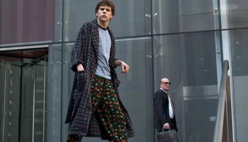 Джесси Айзенберг осудил Марка Цукерберга за "странные вещи"