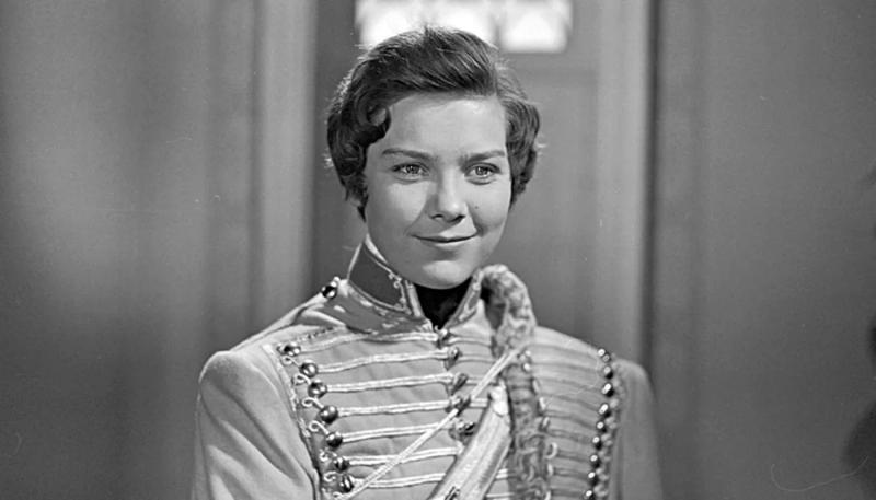 Умерла звезда "Гусарской баллады" Лариса Голубкина