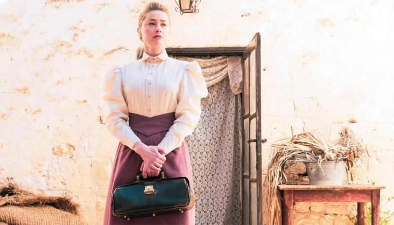 Бывшая жена Джонни Деппа Эмбер Херд похвасталась близнецами