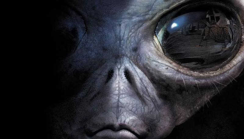 Режиссер "Мира Юрского периода" снимет фильм о пришельцах