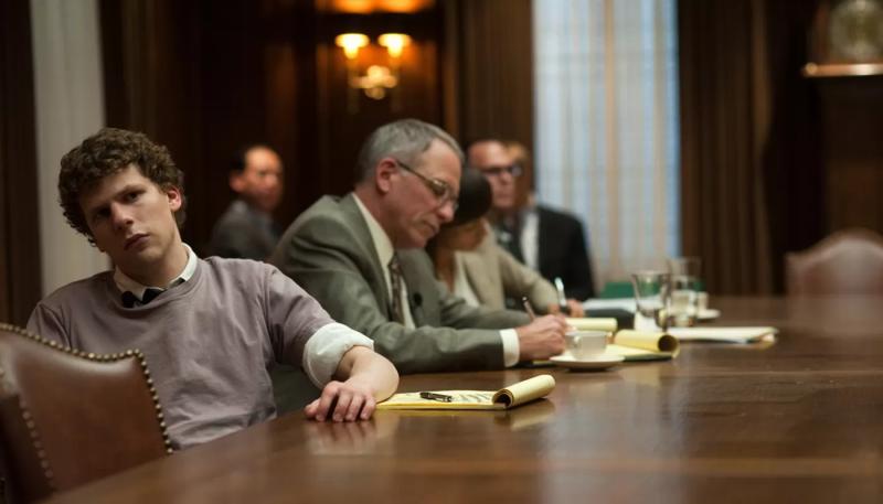 Создатель фильма "Социальная сеть" назначен режиссером сиквела