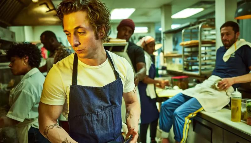 Сериал "Медведь" продлен на пятый сезон