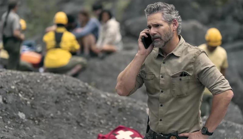 Триллер "В глуши" с Эриком Баной продлен на второй сезон