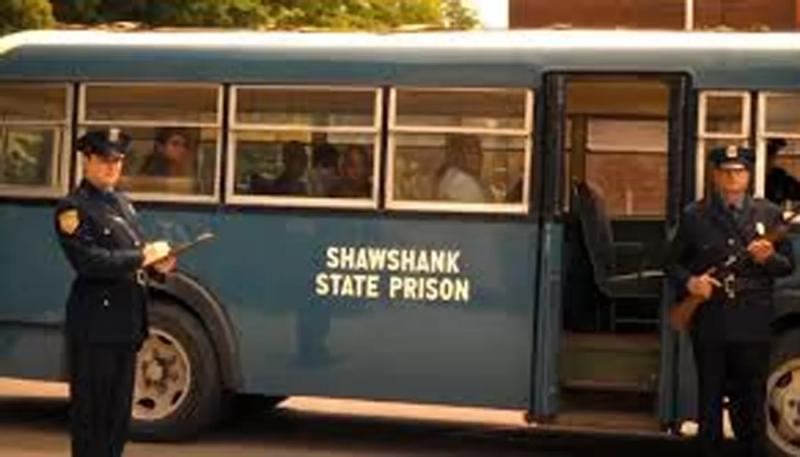 В приквеле к "Оно" есть связь с повестью Стивена Кинга о Шоушенке