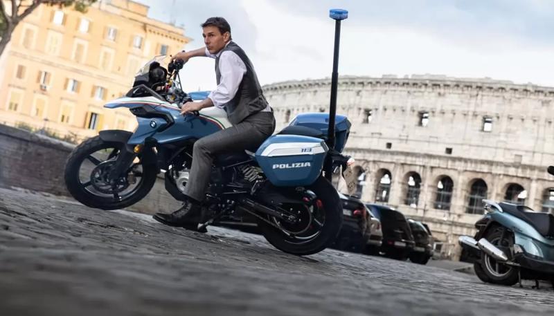 Warner Bros. отказалась от фильма с Томом Крузом и Аной де Армас