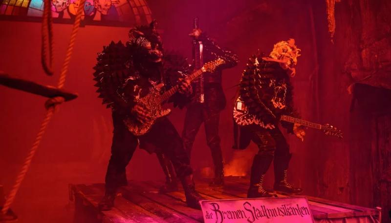 Группа Jane Air сыграла Бременских музыкантов в фильме "Король и Шут. Навсегда"