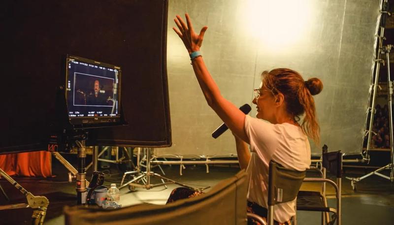 Анна Меликян завершила съемки фильма о юной оперной диве